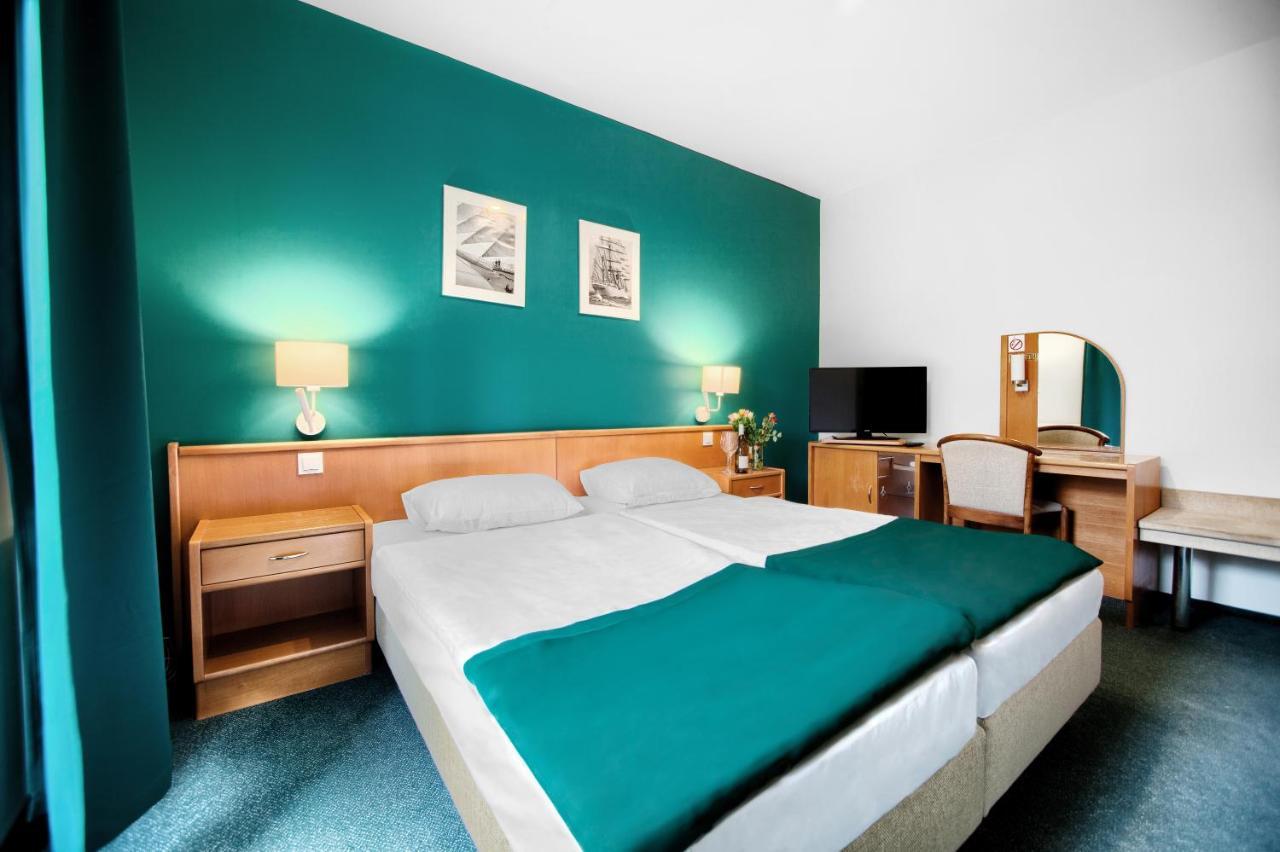 Taaakaryba Hotel Kolobrzeg Luaran gambar