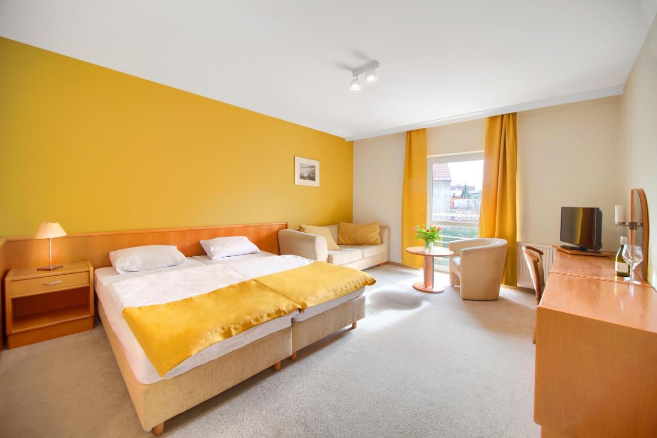 Taaakaryba Hotel Kolobrzeg Luaran gambar