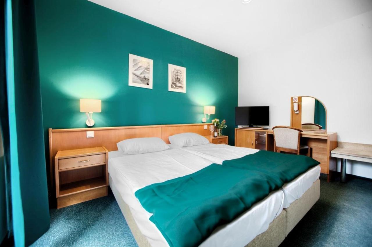 Taaakaryba Hotel Kolobrzeg Luaran gambar